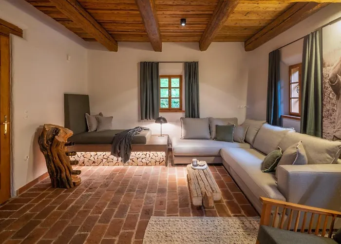 Steirerblicke - Vinothek Petzles Vakantiehuis Sankt Nikolai im Sausal