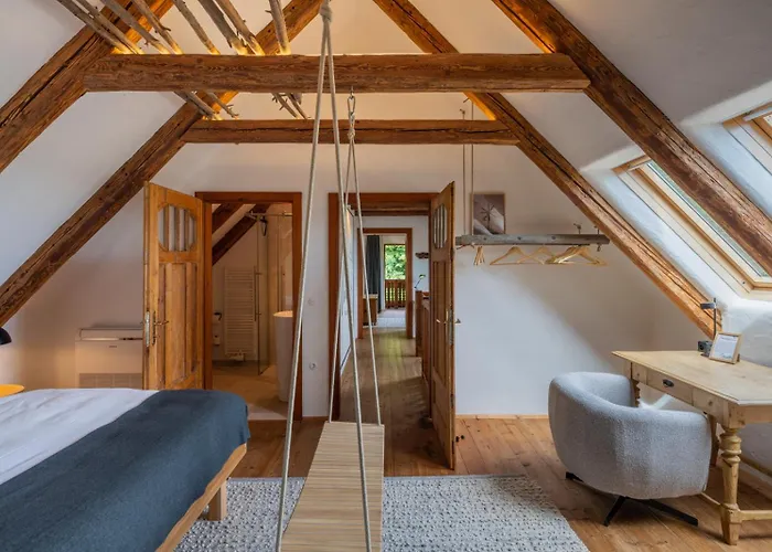 Steirerblicke - Vinothek Petzles * Sankt Nikolai im Sausal