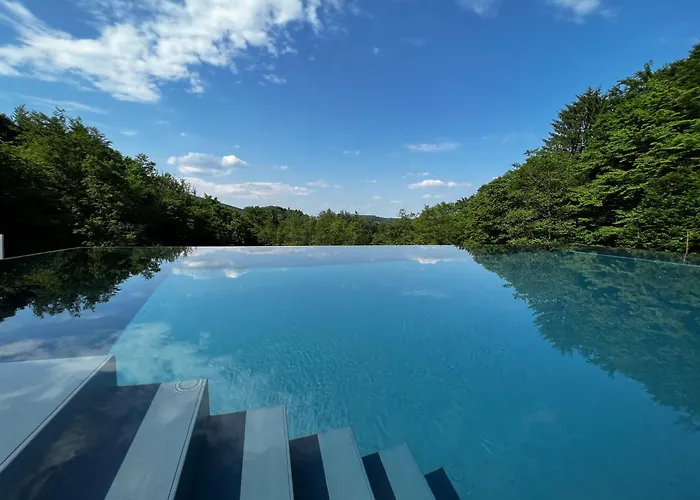 Ferienhaus Steirerblicke - Vinothek Petzles Sankt Nikolai im Sausal