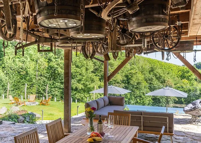 Steirerblicke - Vinothek Petzles